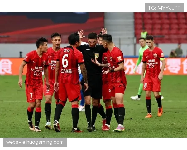 深度分析：上海海港三中卫体系如何成为夺冠关键