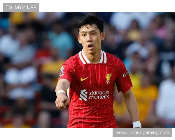 利物浦右后卫远藤航脚踝严重受伤,预计将长期缺阵影响世界杯备战